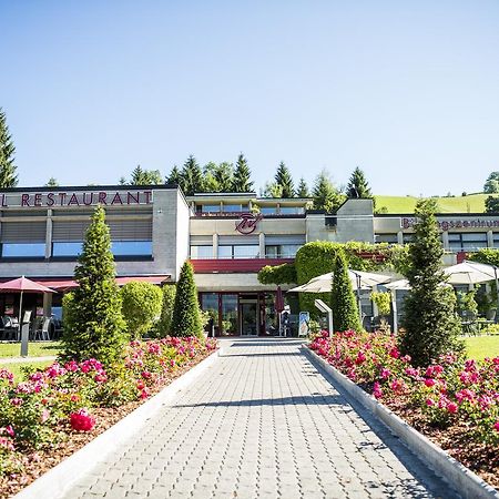 马特教育中心酒店 Schwarzenberg 外观 照片