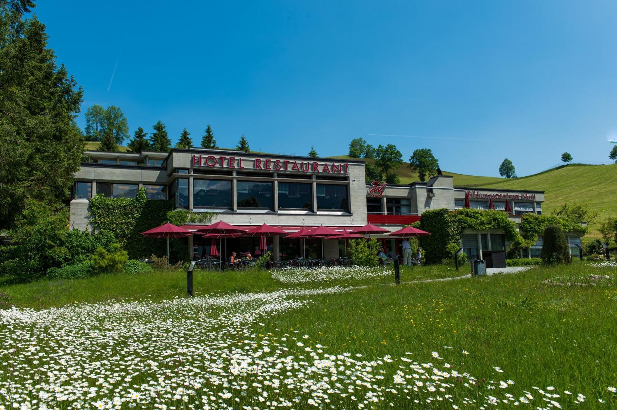 马特教育中心酒店 Schwarzenberg 外观 照片